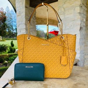 Michael Kors Signature XL chain shoulder bag&wallet